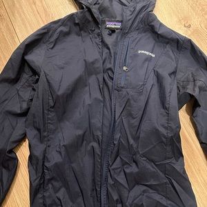 New without tags, Navy Blue Patagonia Windbreaker, Size small.